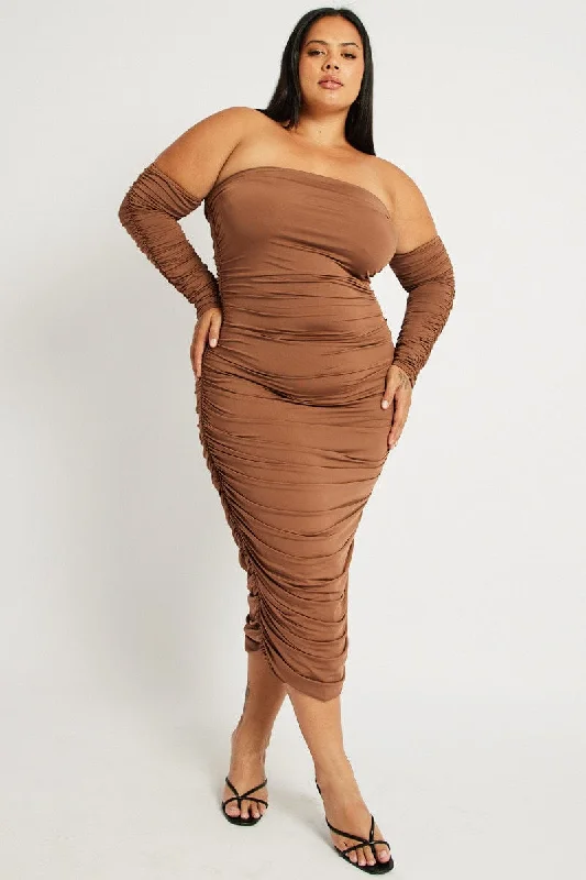 Midi Dresses for trendy family reunion picnics-Brown Ruched Jersey Midi Dress