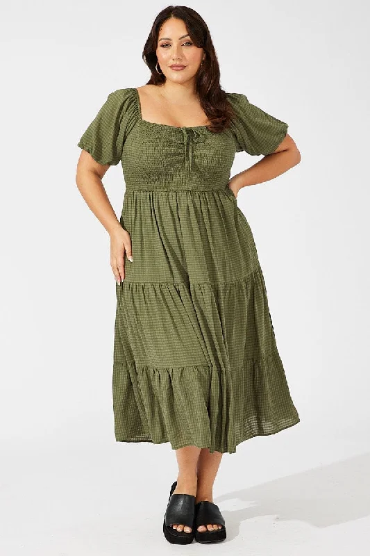 Midi Dresses for trendy fall outdoor family events-Green Midi Dress Short Sleeve Shirred