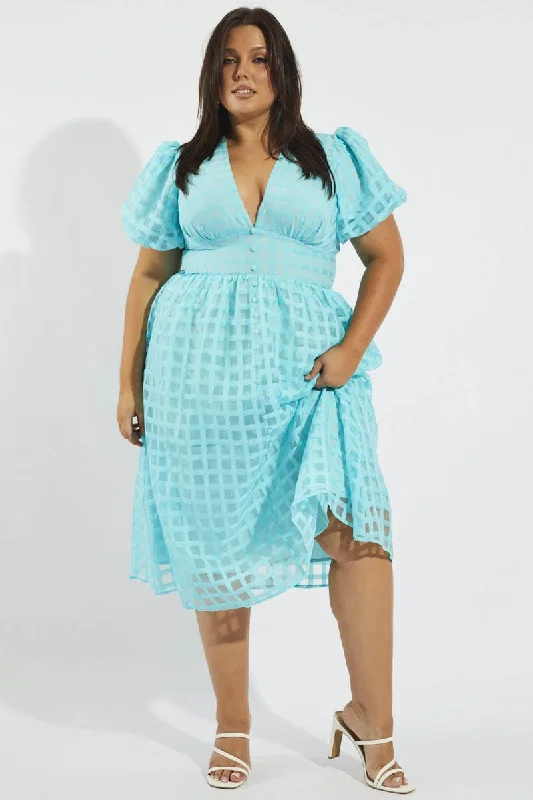 Midi Dresses for trendy spring birthday gatherings-Blue Grid Check Midi Dress