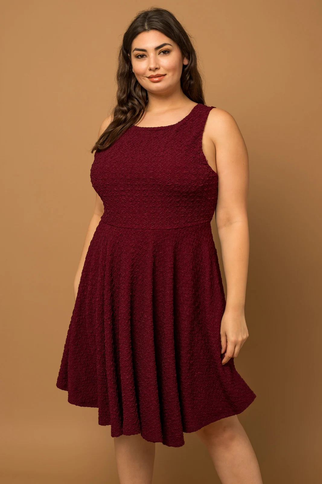 Mini Dresses with textured ruffles-Plus Size Texture Sleeveless Scoop Neckline Mini Dress