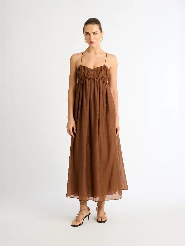 Maxi dresses for an intimate dinner gathering in the countryside -AMELIE MAXI DRESS