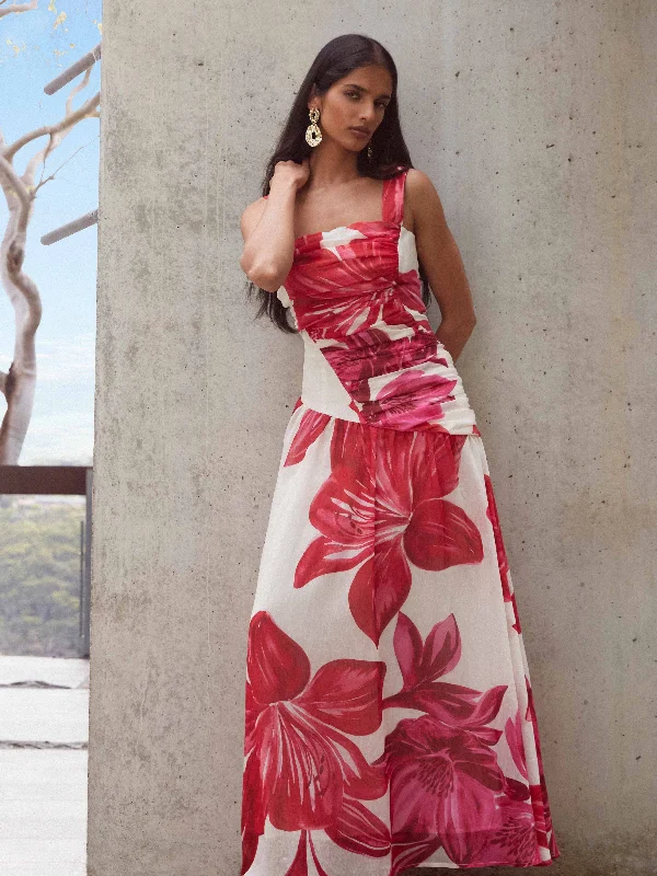 Maxi dresses for a luxurious beach wedding celebration with family -ANTIGUA FLORAL MAXI DRESS