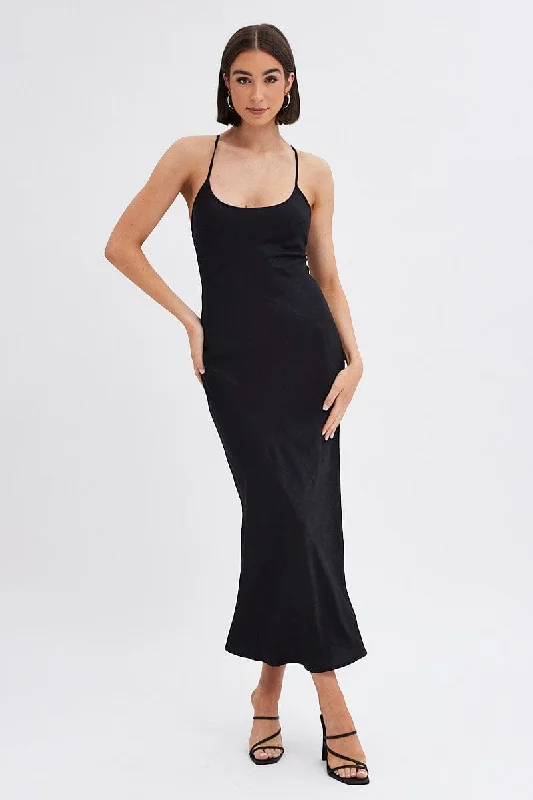 Maxi dresses for an intimate family celebration in the garden -Black Maxi Dress Sleeveless