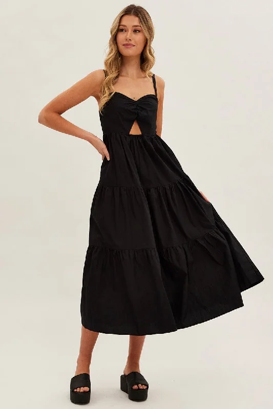 Maxi dresses for a luxury evening event by the lake -Black Maxi Dress Sleeveless Ruched Front