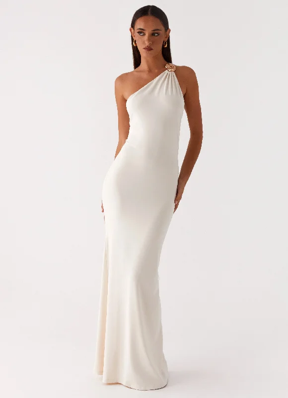 Maxi dresses for a glamorous evening under the stars in the city -Infinity Maxi Dress - Ivory