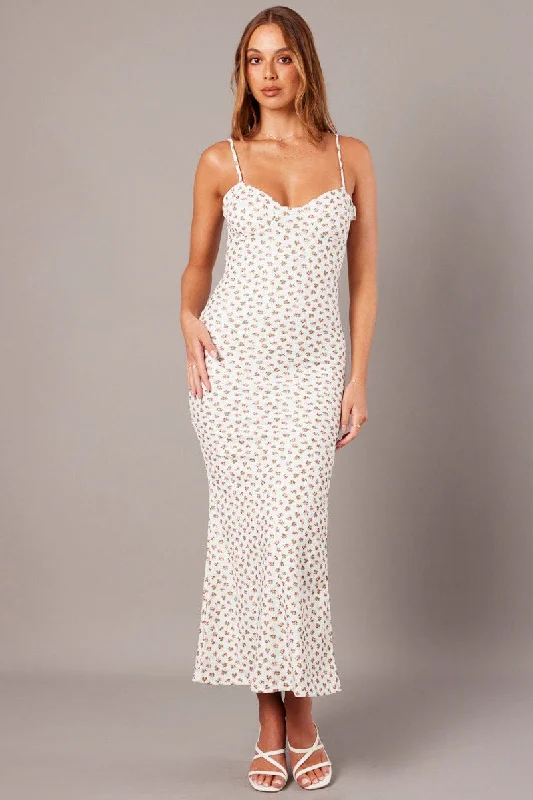 Maxi dresses for a casual outdoor picnic with family -White Ditsy Maxi Dress Sweetheart Neck Bodycon Textured